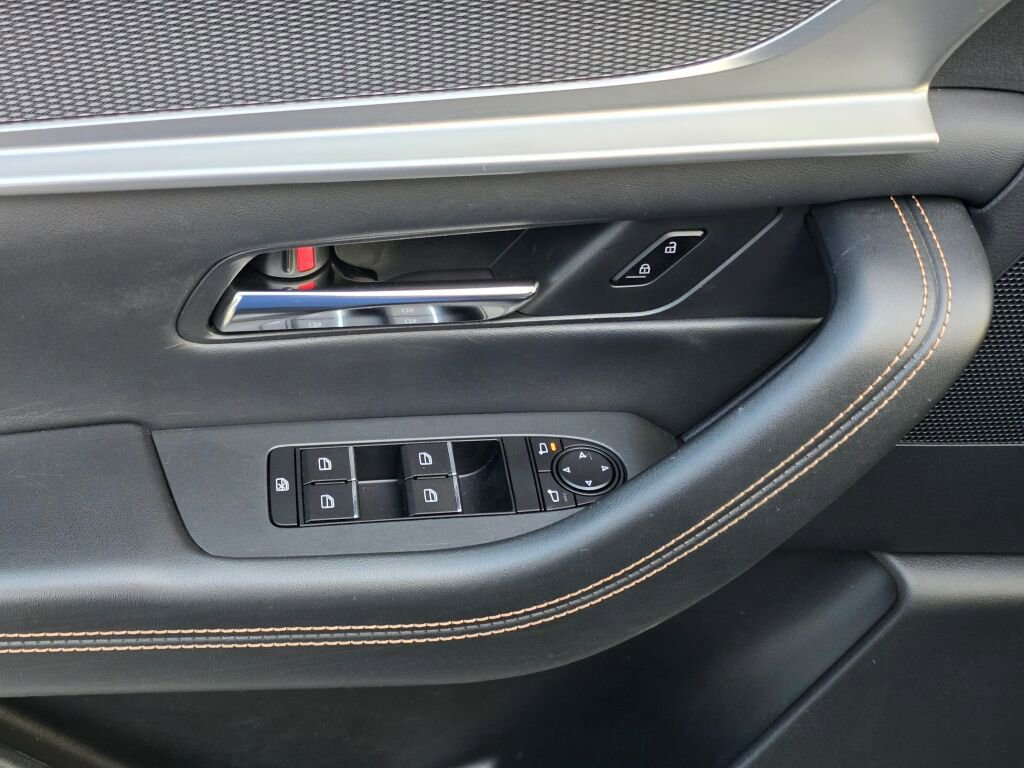 Certified 2024 MAZDA CX-90 Plug-In Hybrid w/ Preferred image 26