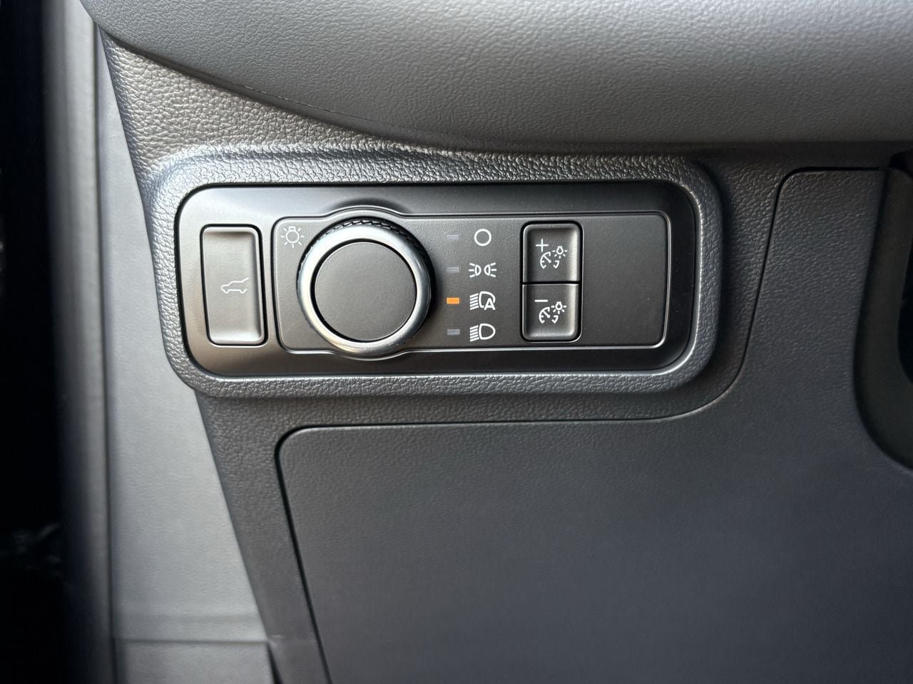 New 2027 Ford Explorer Active AWD/4WD image 22