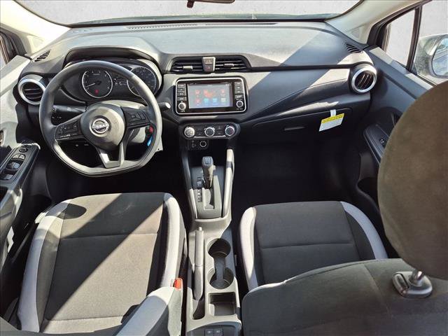 Used 2017 Nissan Versa SV FWD image 16