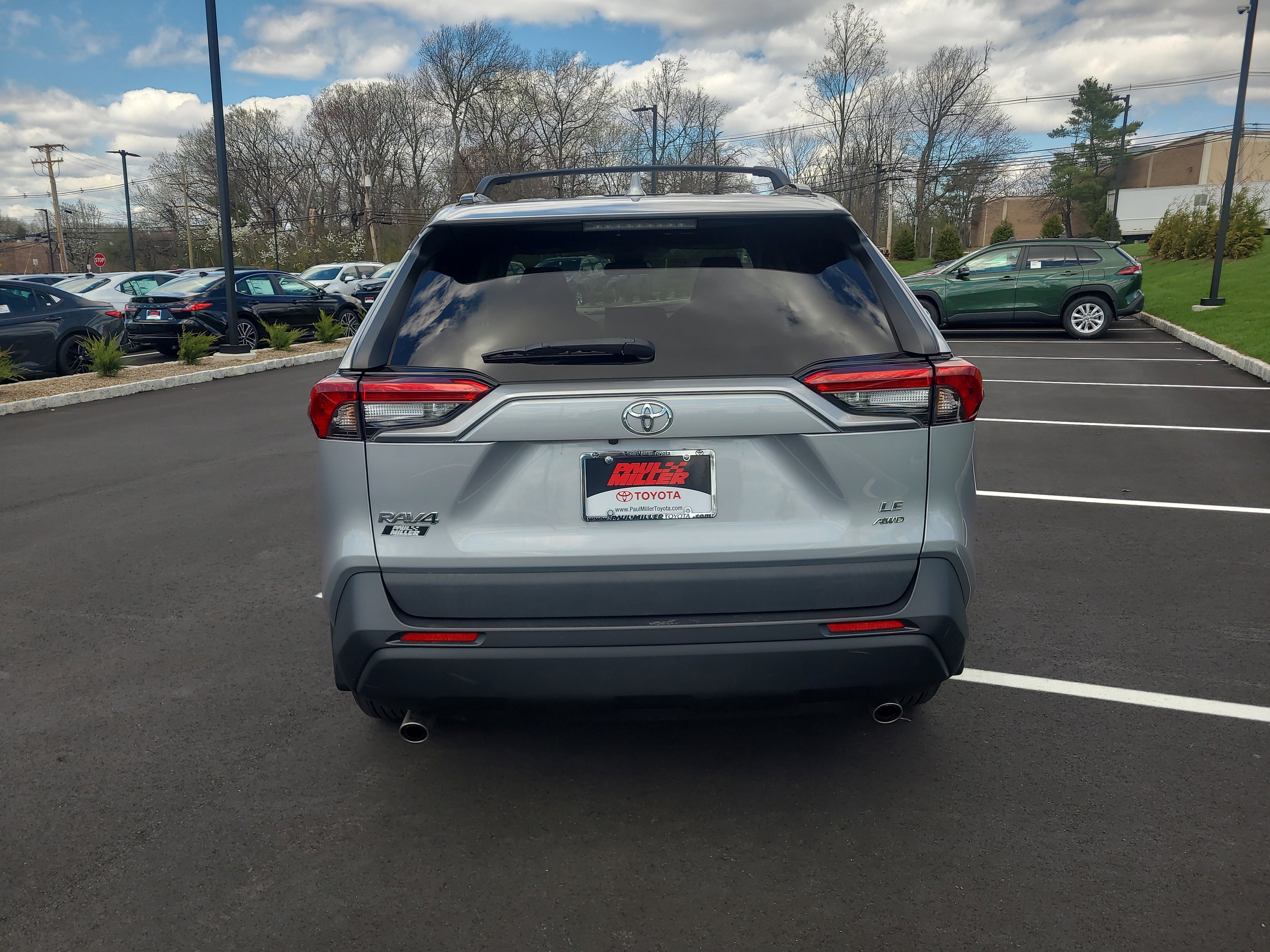 Certified 2021 Toyota RAV4 LE image 6