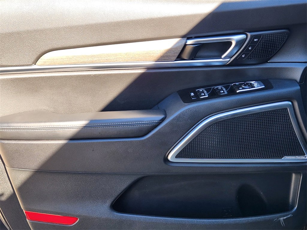 Used 2022 Kia Telluride SX w/ SX Prestige Package image 21