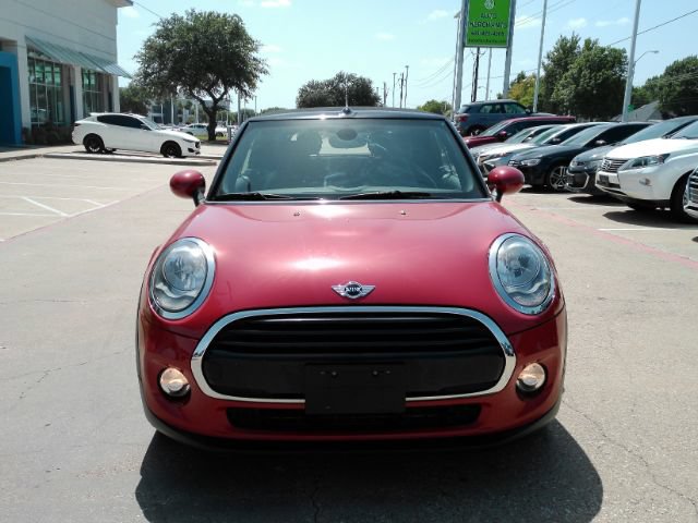 Used 2018 MINI Cooper Convertible FWD image 4