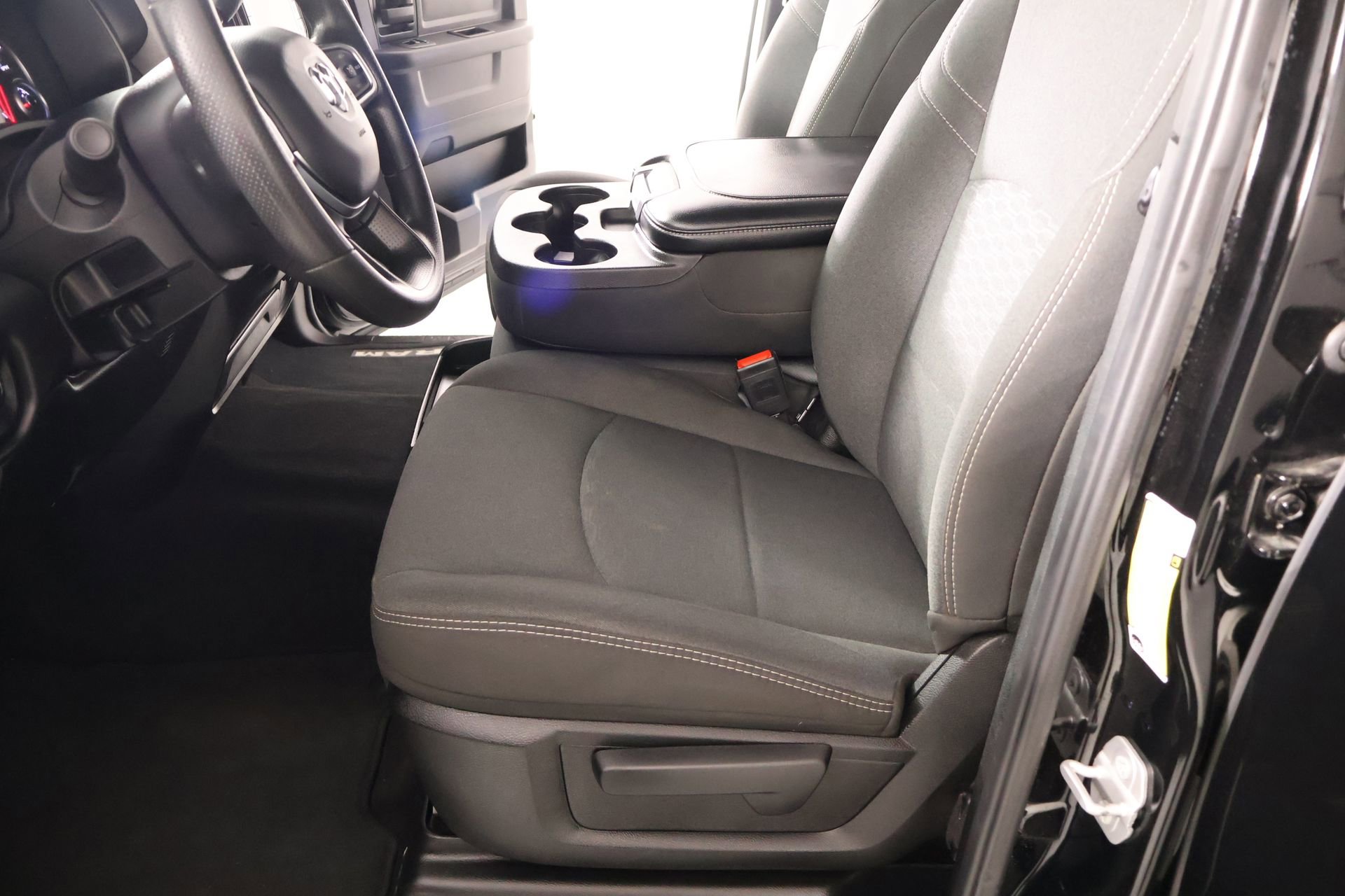 Used 2025 RAM 2500 Tradesman image 11