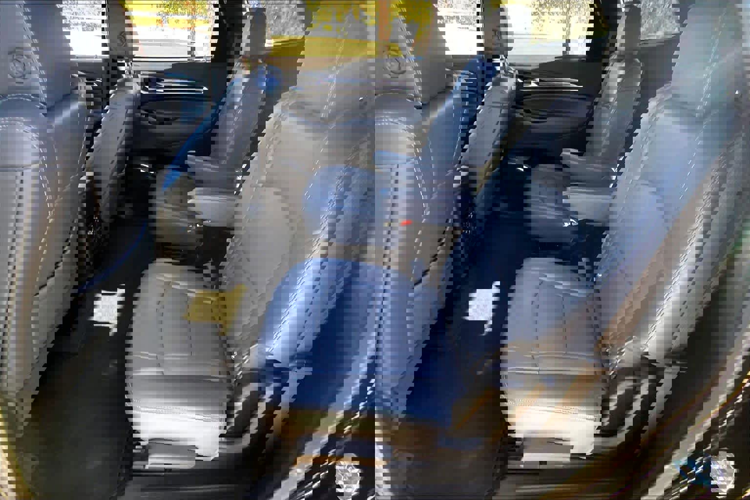 Used 2024 Buick Enclave Premium image 40