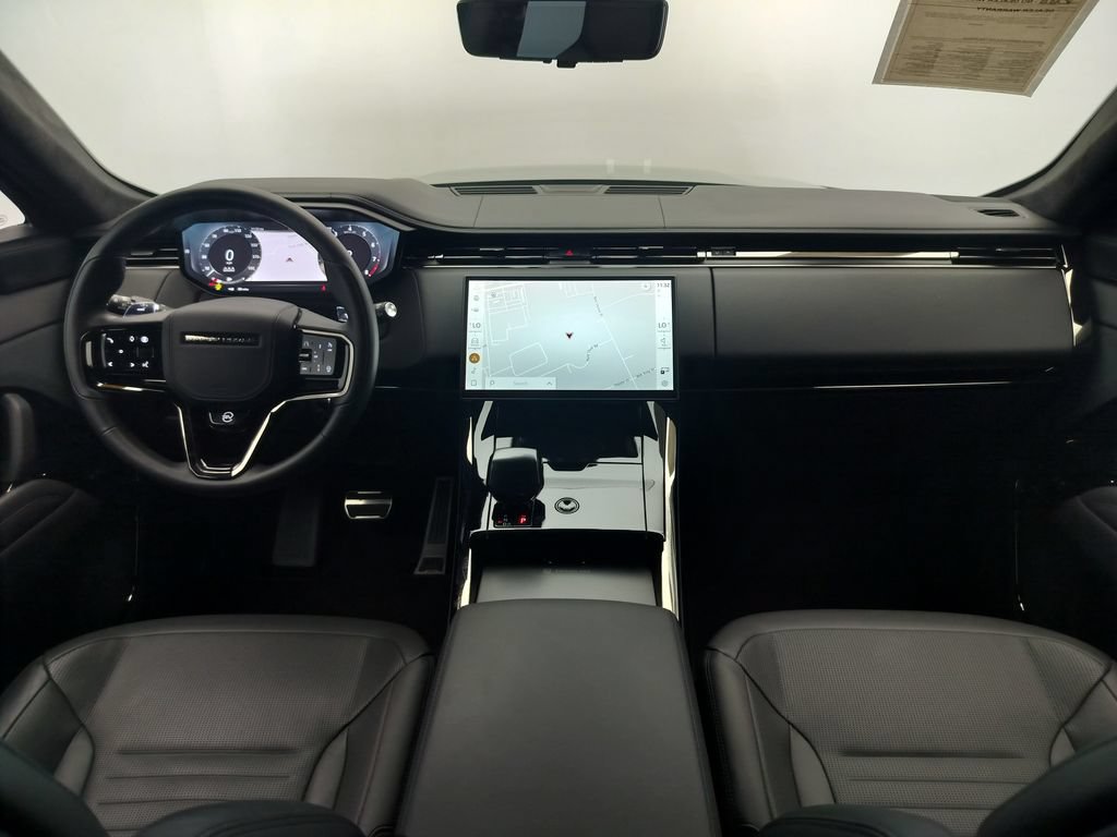 Used 2024 Land Rover Range Rover Sport AWD/4WD image 8