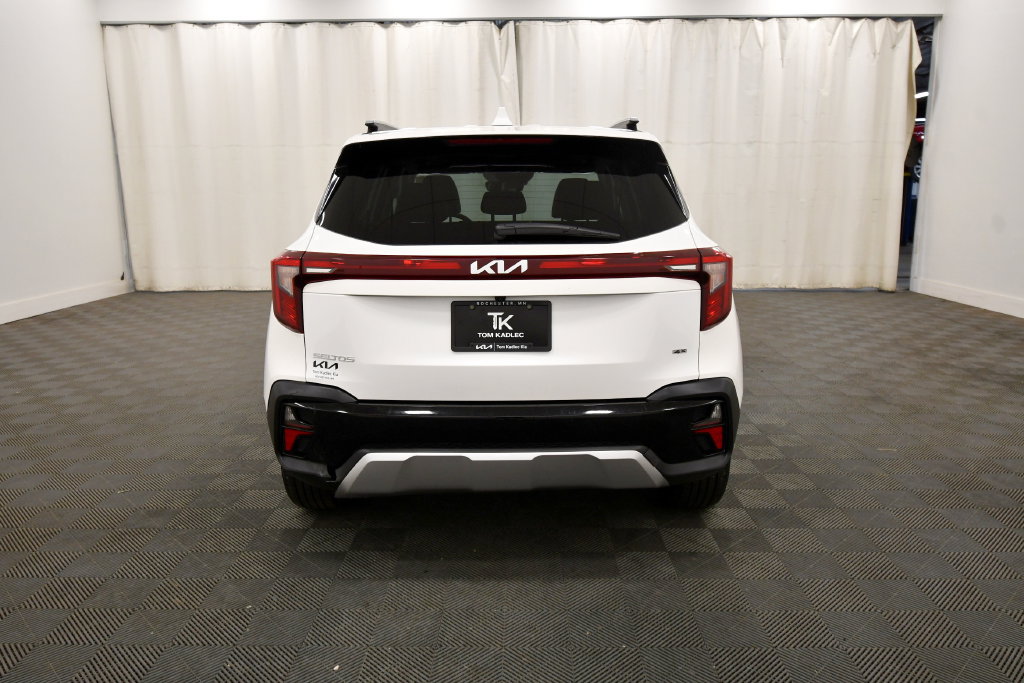 Certified 2024 Kia Seltos EX AWD/4WD image 6