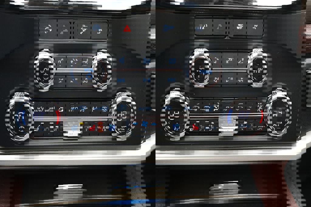 Used 2024 Ford Expedition Max Limited image 26