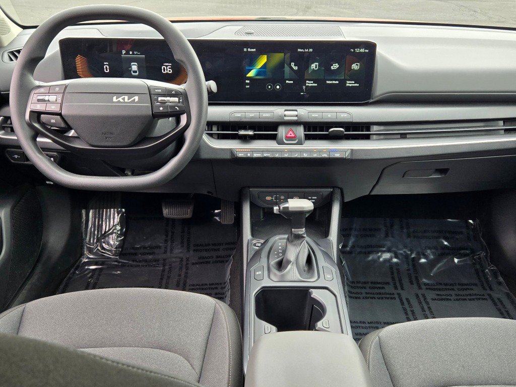 Used 2025 Kia K4 FWD image 17