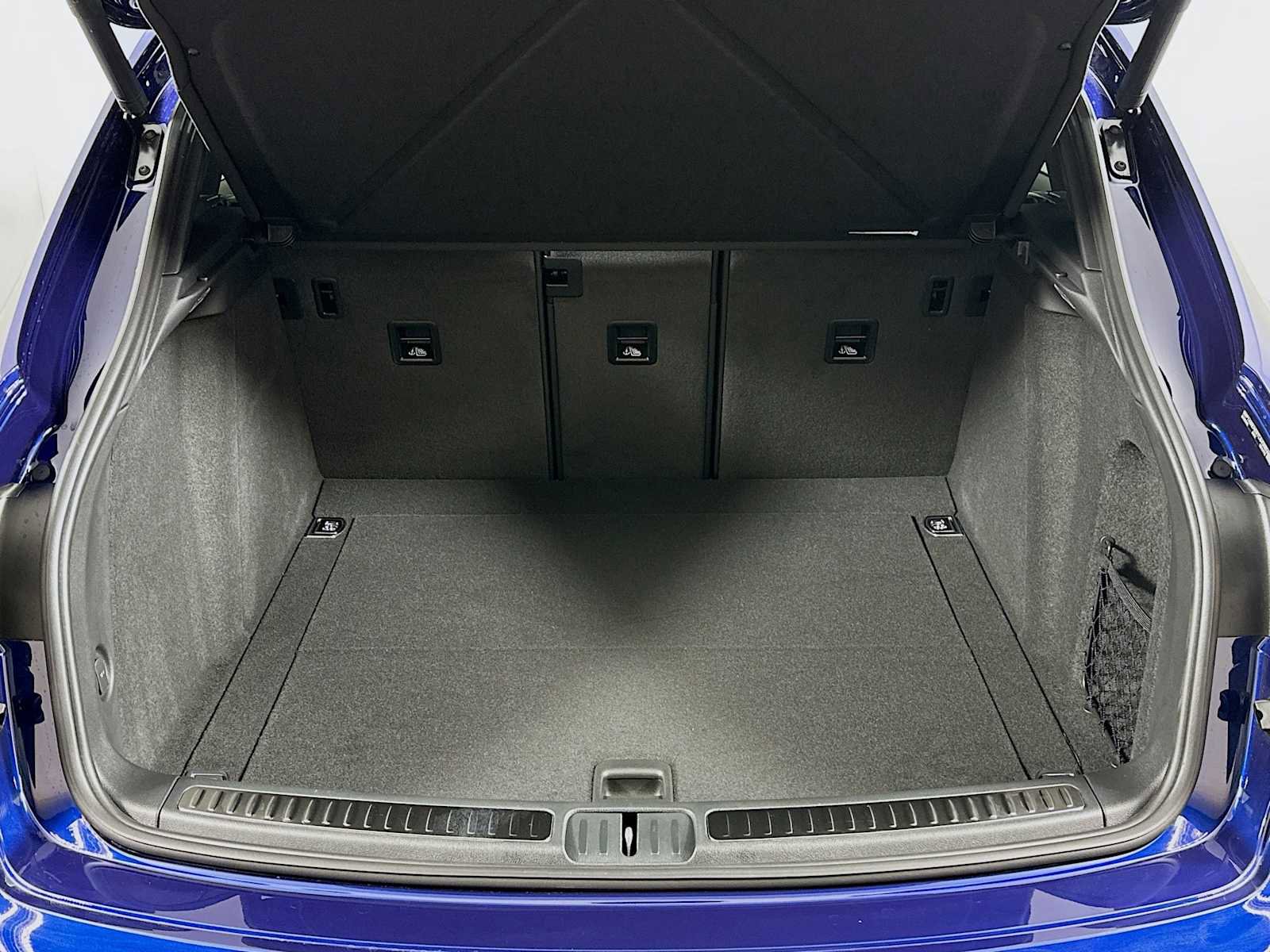 New 2026 Porsche Macan S image 27