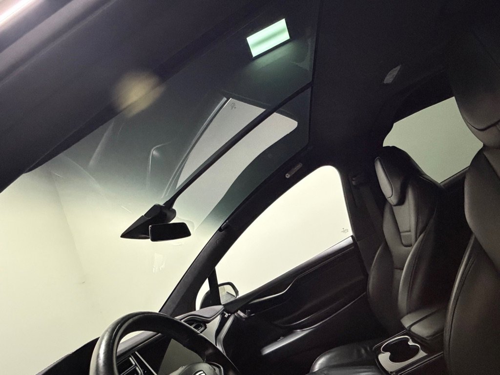 Used 2016 Tesla Model X 75D image 18