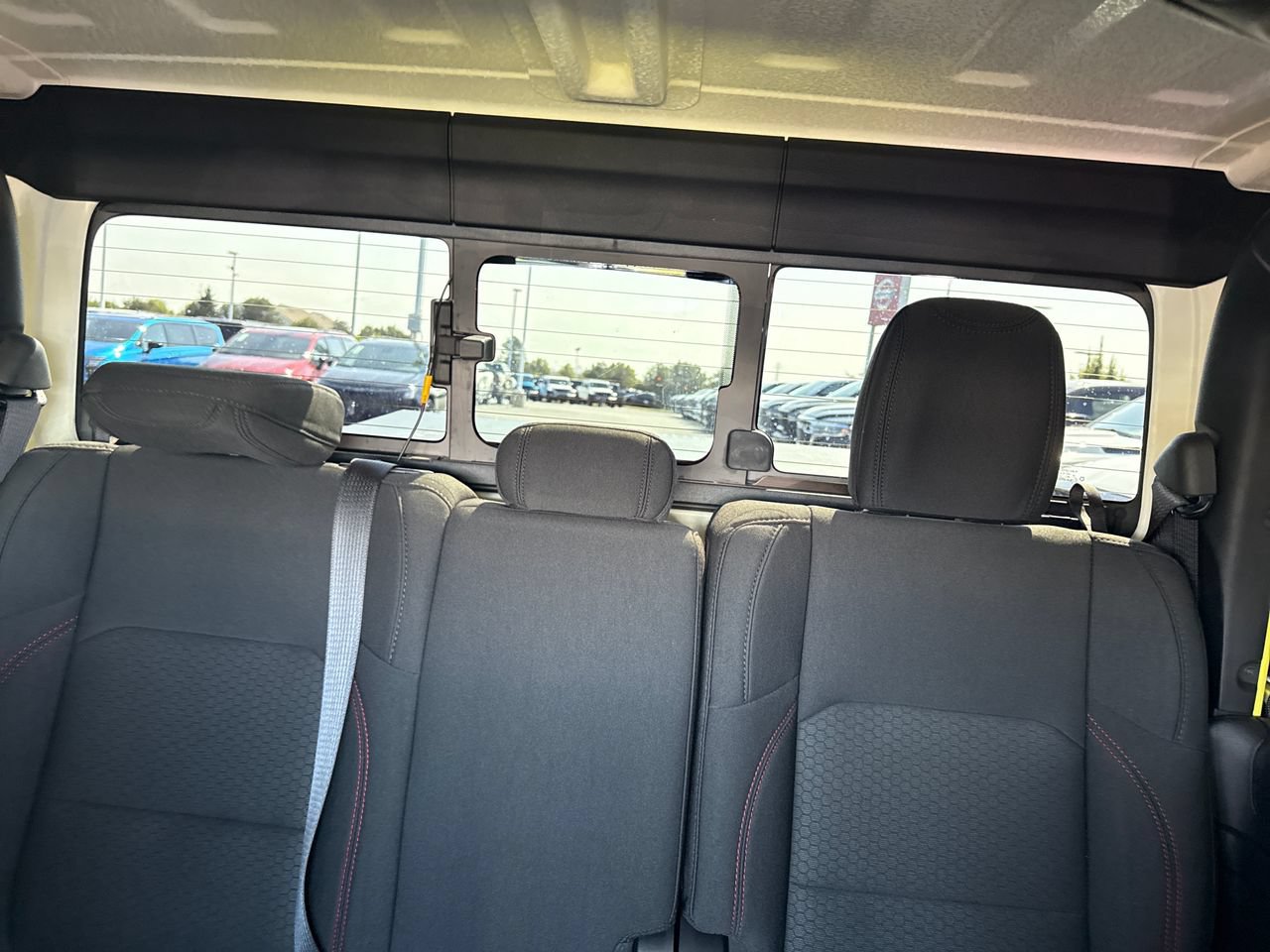 Used 2023 Jeep Gladiator Rubicon w/ Cold Weather Group AWD/4WD image 27
