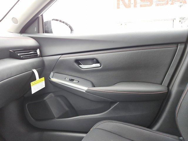 New 2025 Nissan Sentra SR image 36