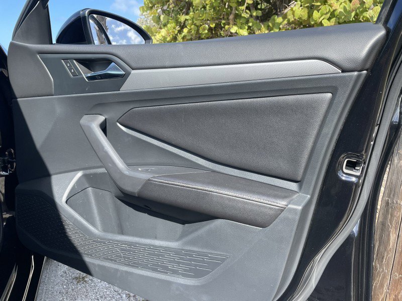 Used 2023 Volkswagen Jetta Sport image 23