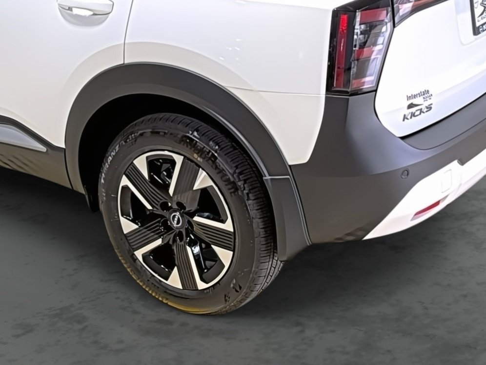 New 2026 Nissan Kicks SV w/ Cold Weather Package AWD/4WD image 11