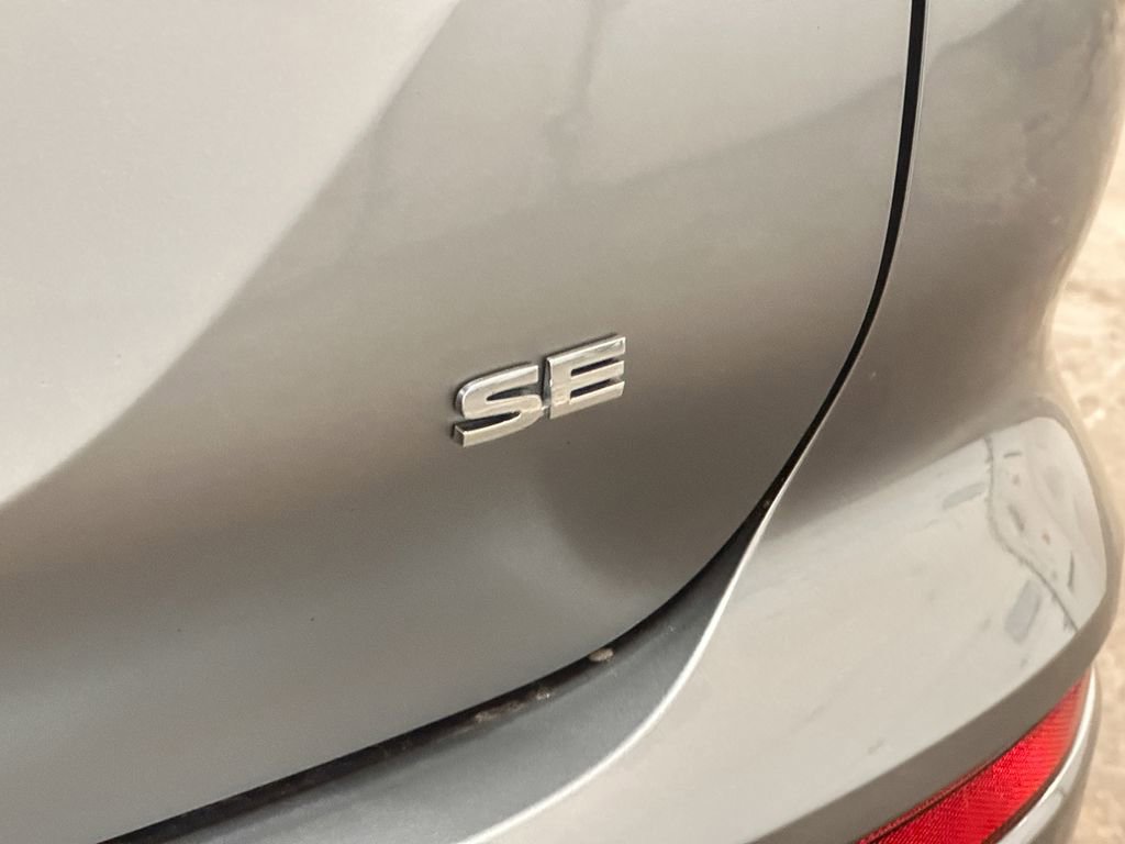 Used 2022 Mitsubishi Outlander SE AWD/4WD image 18