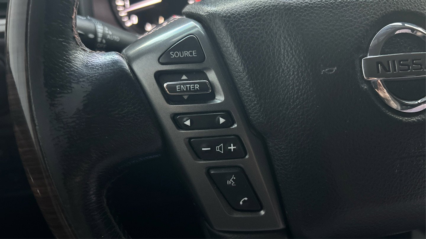 Used 2019 Nissan Titan Platinum Reserve image 28