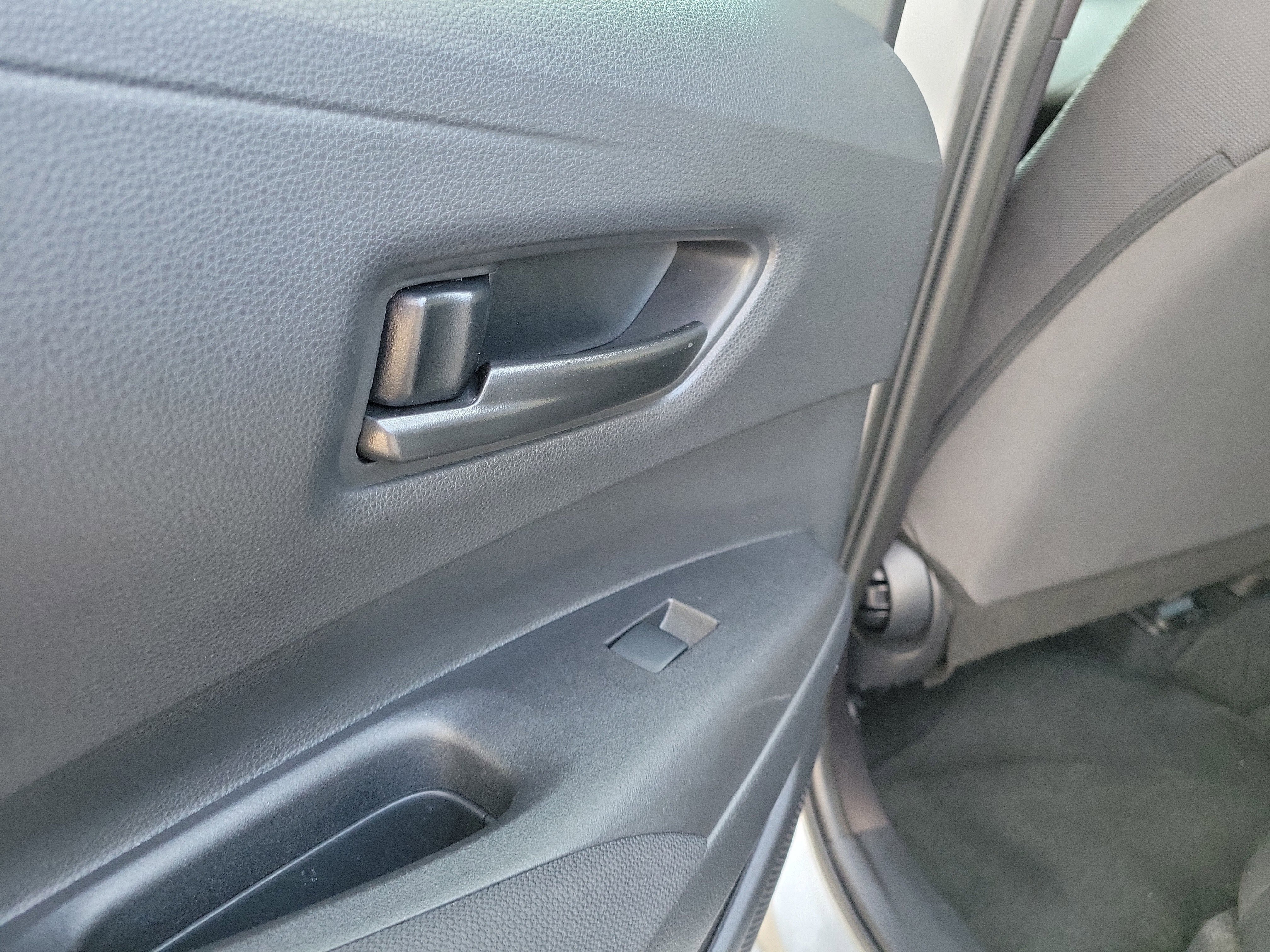 Used 2025 Toyota Corolla LE image 13