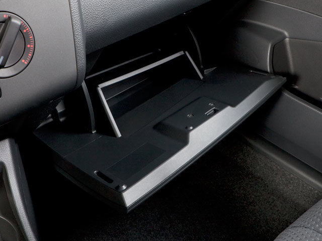 Used 2010 Nissan Versa 1.8 S w/ PWR Plus Pkg image 19