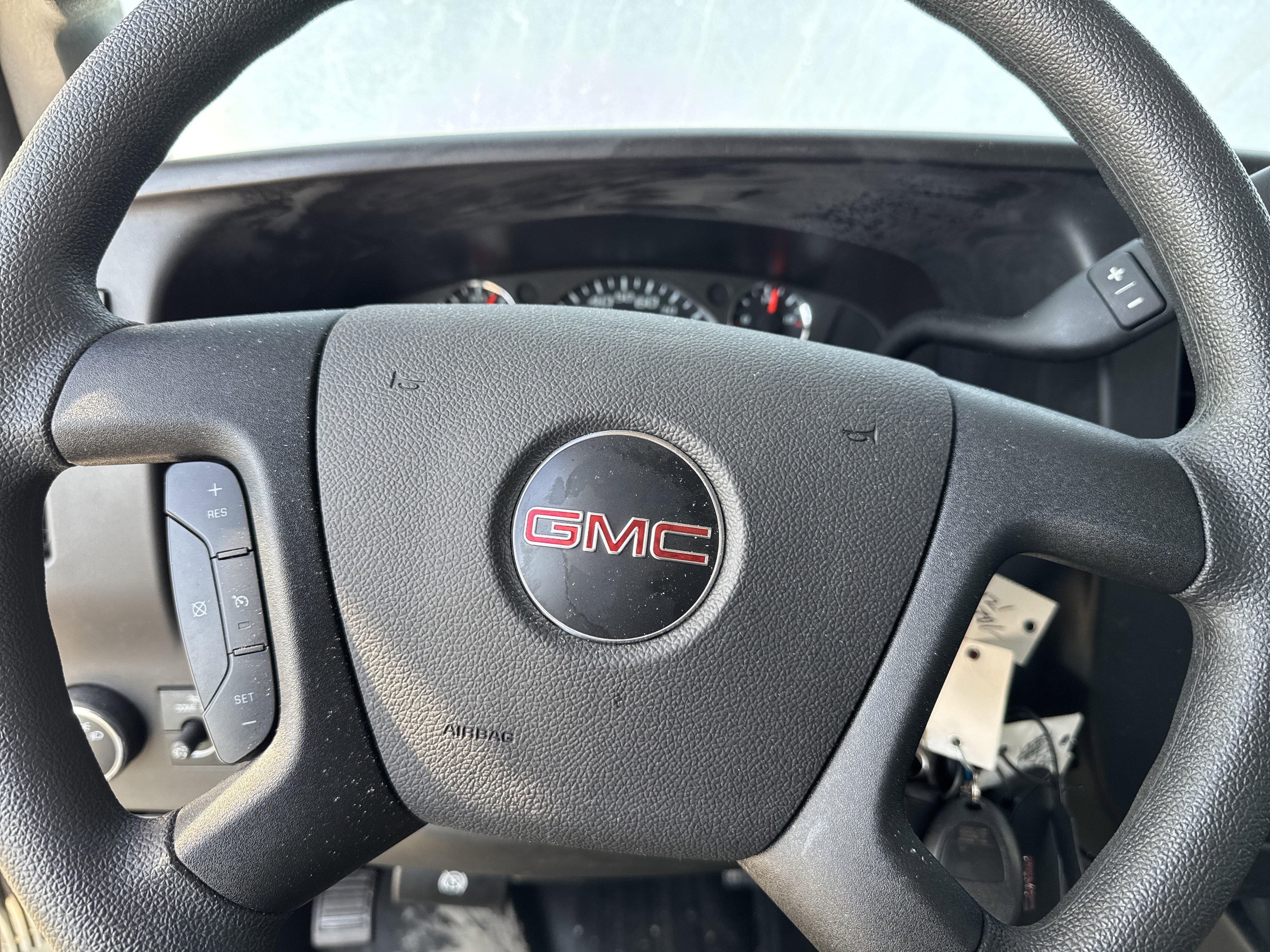 New 2024 GMC Savana 3500 w/ Power Convenience Package image 14