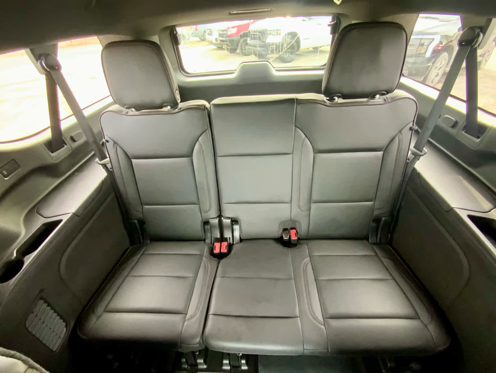 Used 2021 Chevrolet Suburban High Country image 31