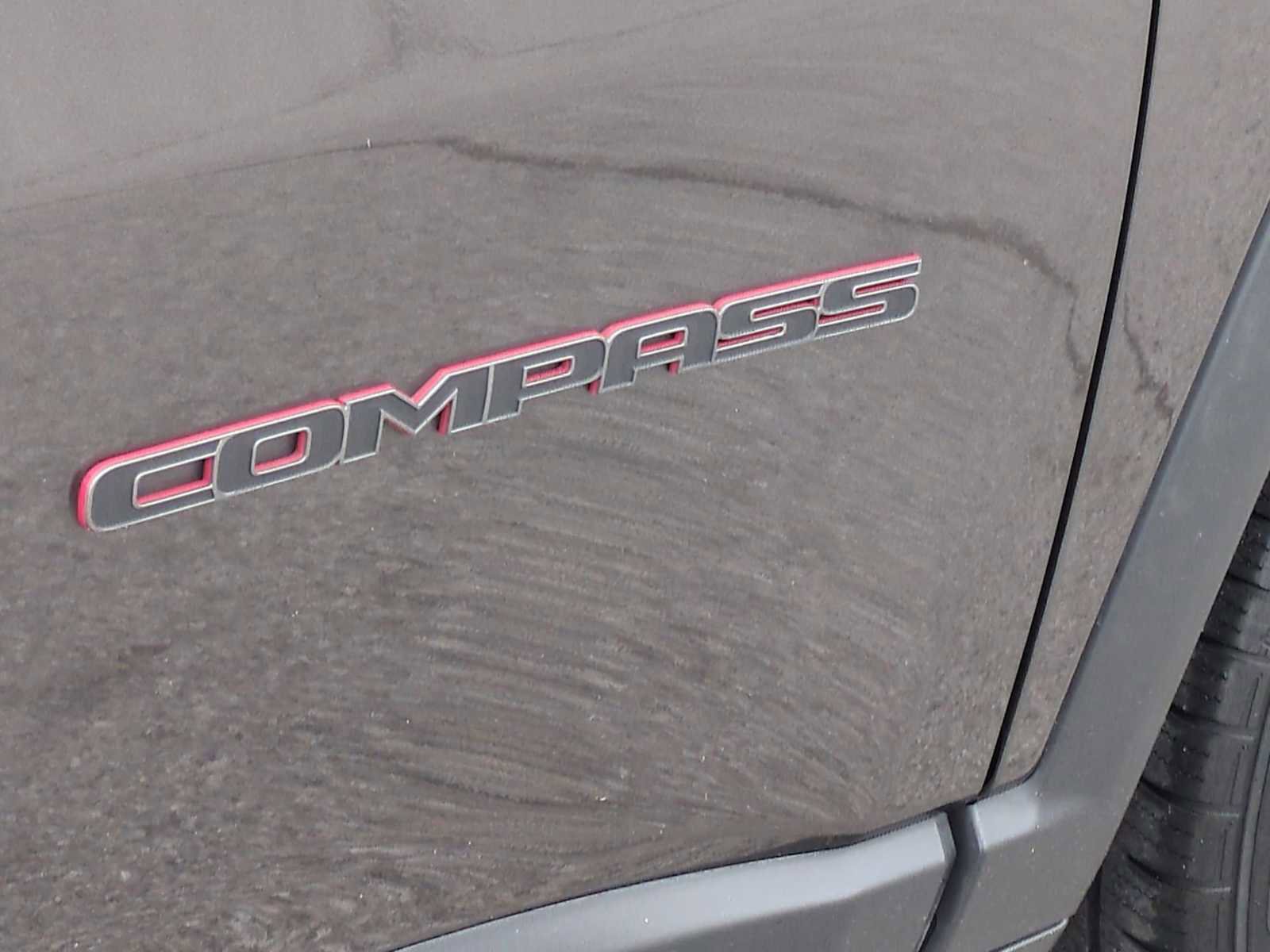 Used 2021 Jeep Compass Trailhawk AWD/4WD image 32