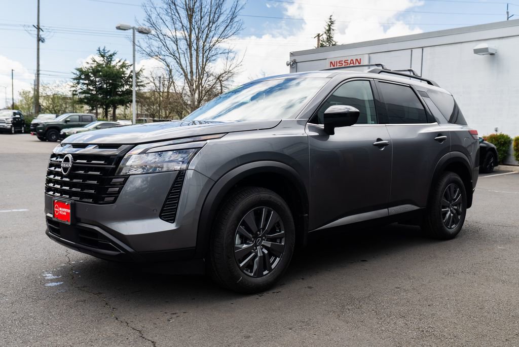 New 2026 Nissan Pathfinder SV image 3