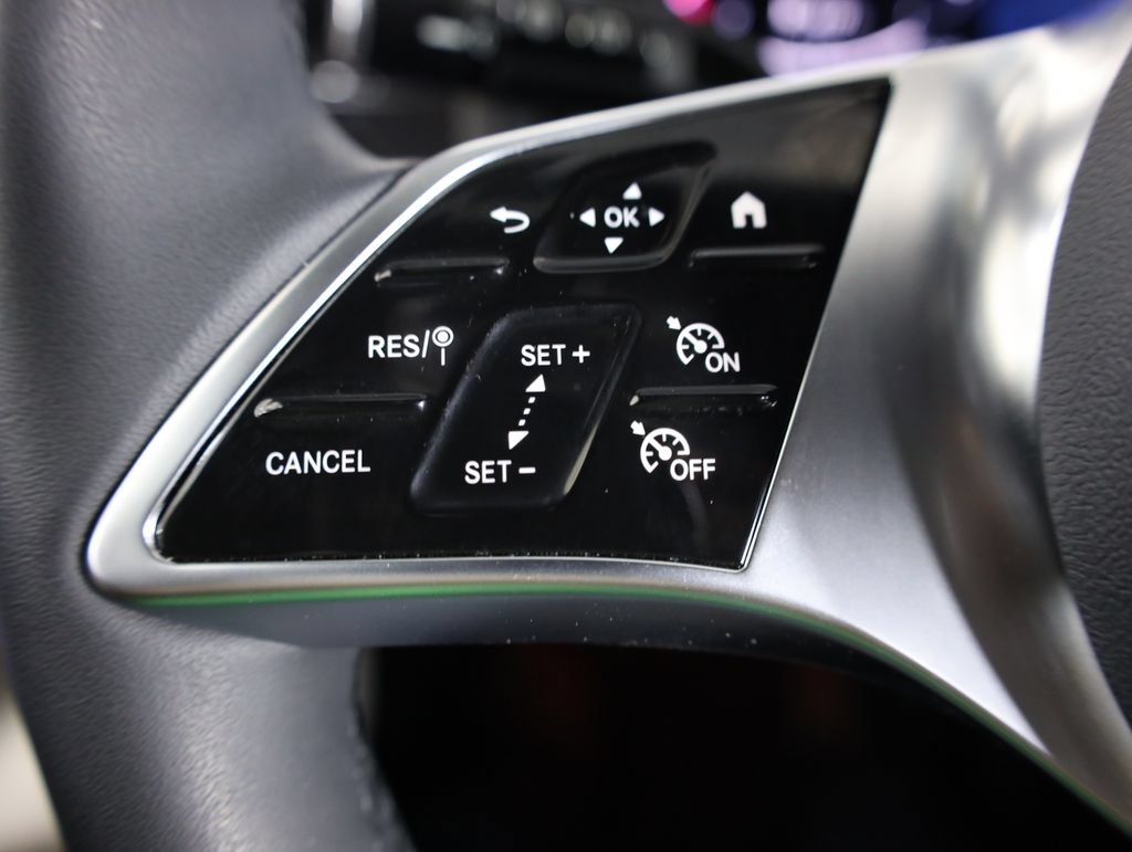 Used 2026 Mercedes-Benz GLC 300 4MATIC image 26