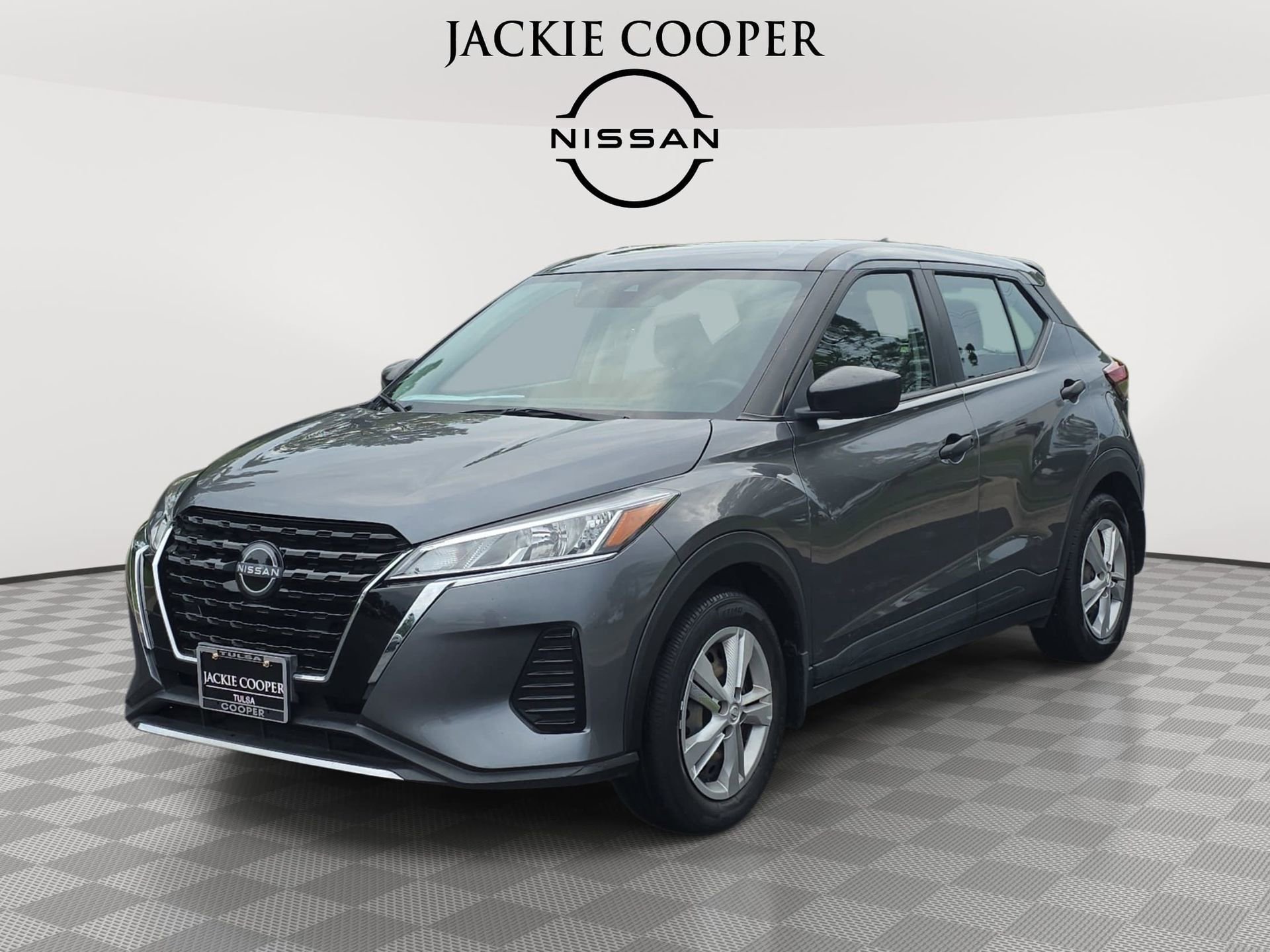 Used 2023 Nissan Kicks S FWD image 1