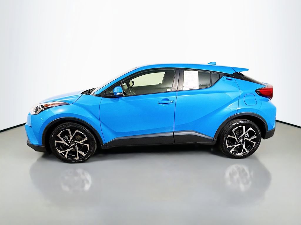 Certified 2019 Toyota C-HR XLE image 4