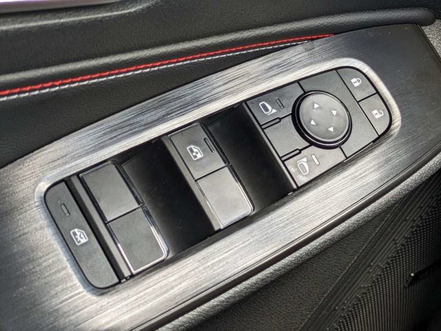 New 2026 Nissan Sentra SR w/ SR Premium Package FWD image 26