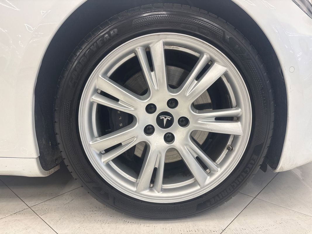 Used 2020 Tesla Model S Long Range Plus image 39