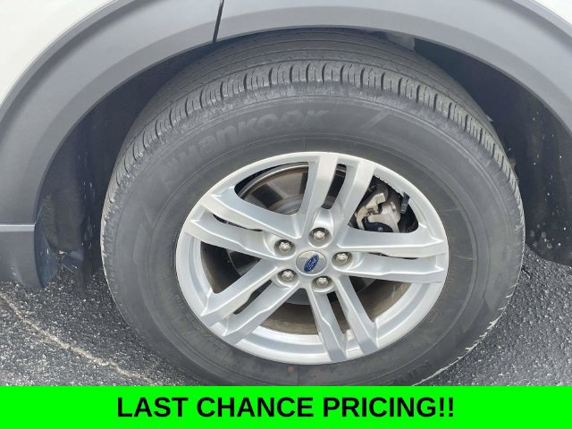 Certified 2024 Ford Explorer XLT RWD image 9