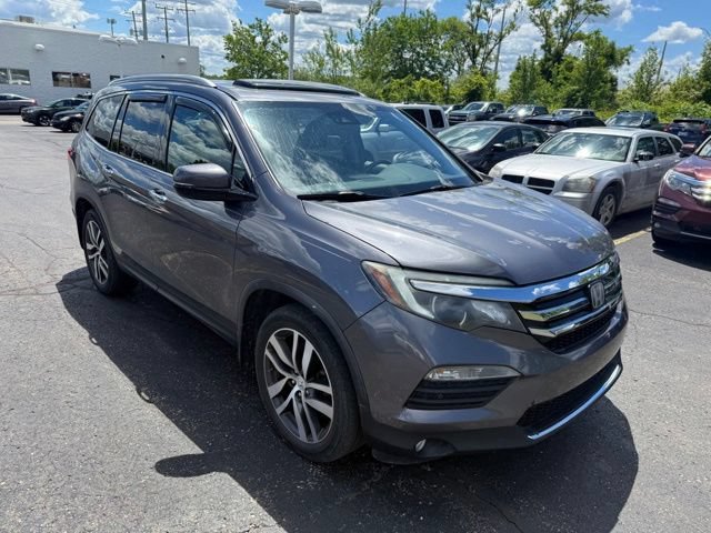 Used 2016 Honda Pilot Elite image 4