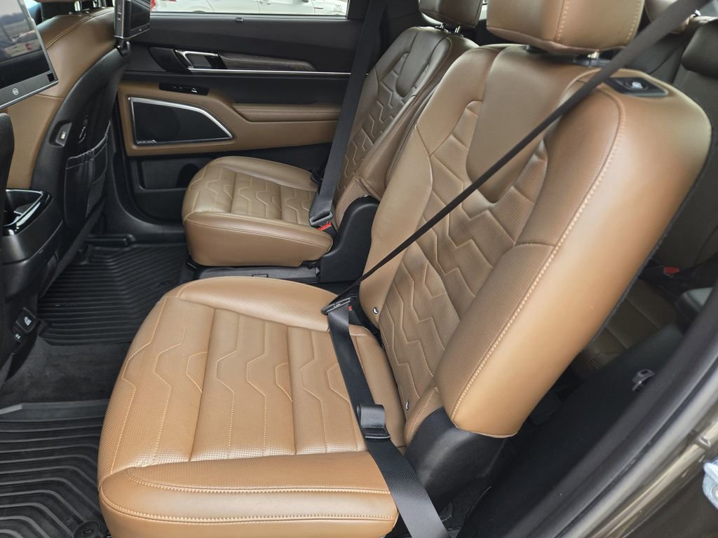 Used 2022 Kia Telluride SX w/ SX Prestige Package AWD/4WD image 19