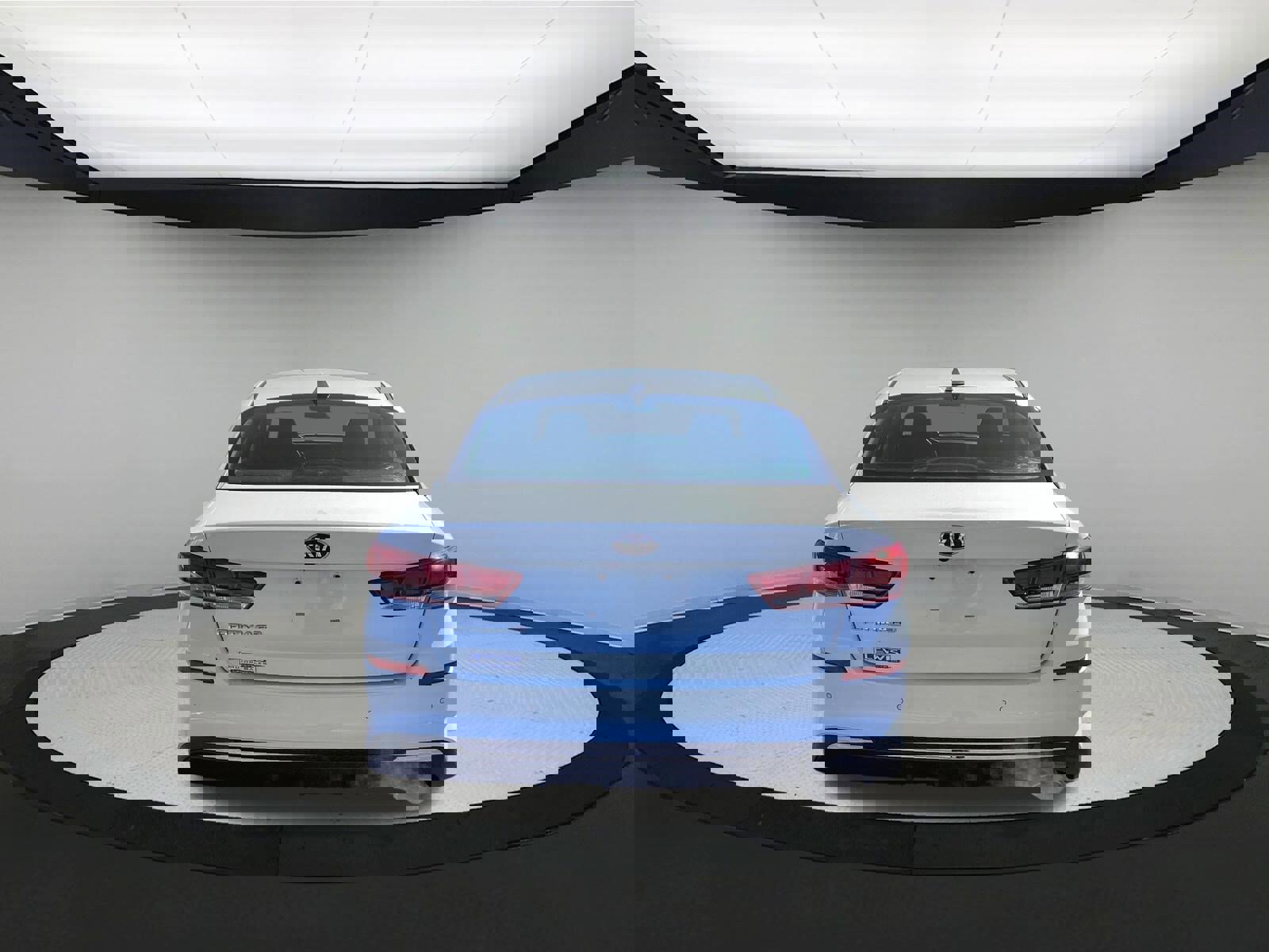 Used 2020 Kia Optima LX image 7