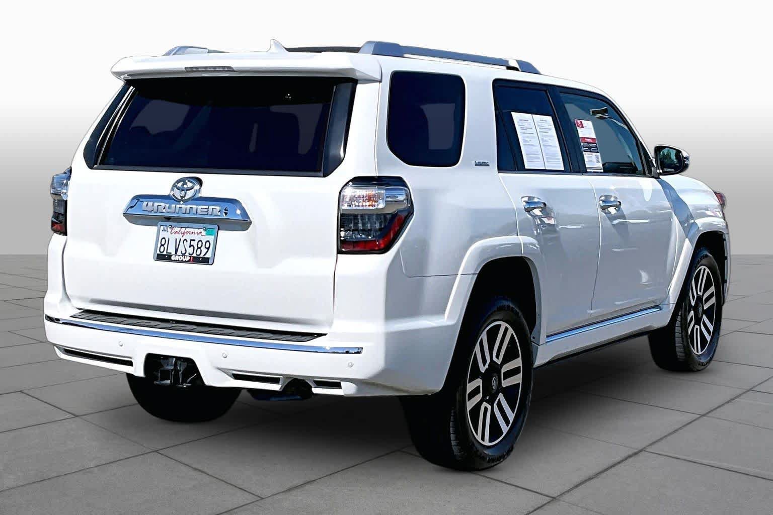 Used 2014 Toyota 4Runner Limited AWD/4WD image 12