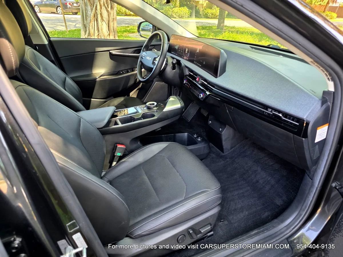 Used 2022 Kia EV6 Wind image 51