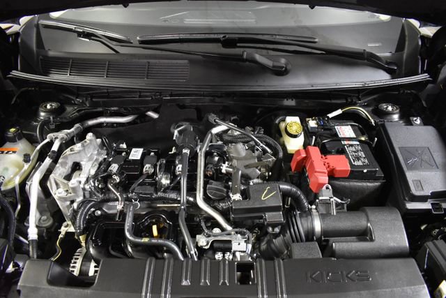 Certified 2025 Nissan Kicks SV AWD/4WD image 32