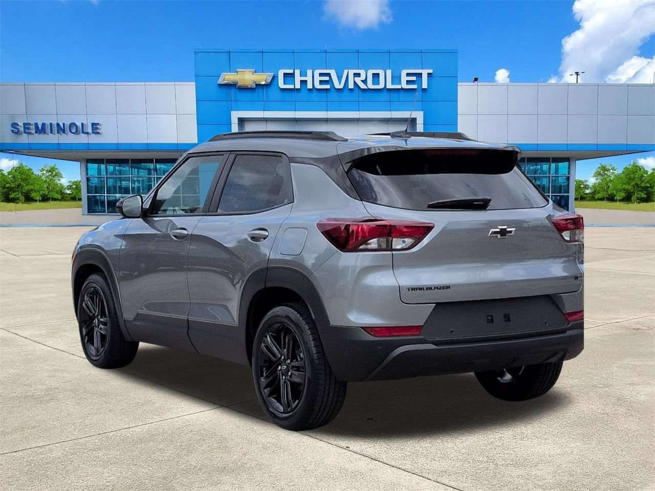 New 2026 Chevrolet TrailBlazer LT w/ Midnight Edition FWD image 3