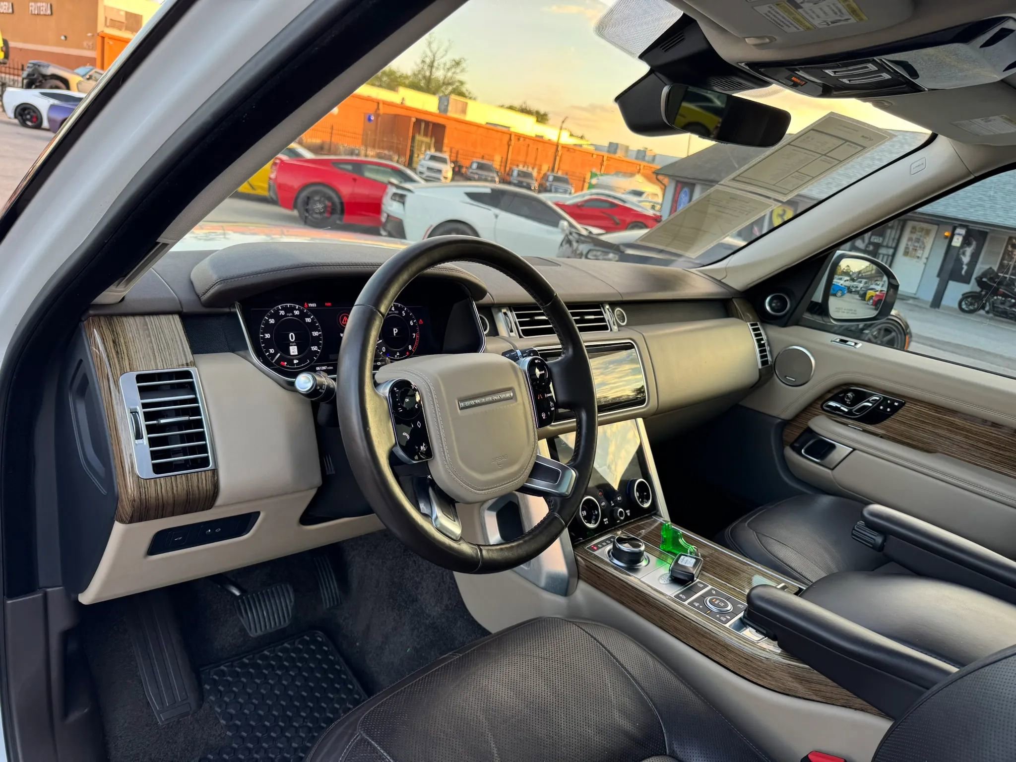 Used 2019 Land Rover Range Rover HSE AWD/4WD image 21