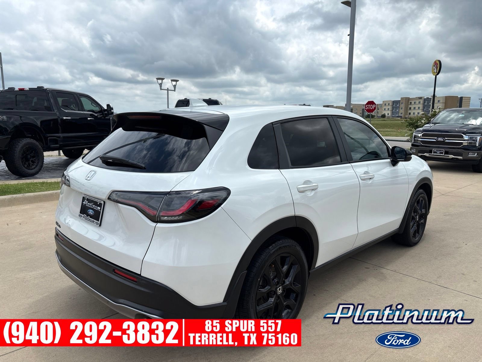 Used 2023 Honda HR-V Sport image 6