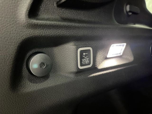 New 2025 Jeep Grand Cherokee L Limited w/ Luxury Tech Group II image 16