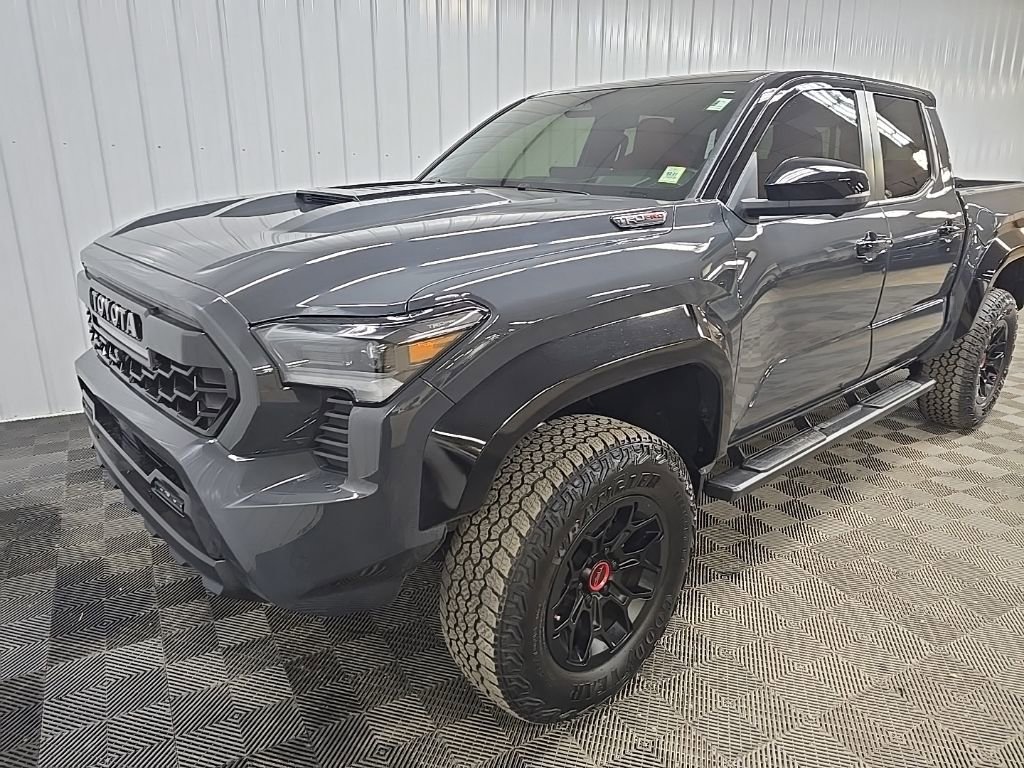 Used 2024 Toyota Tacoma TRD Pro AWD/4WD image 8