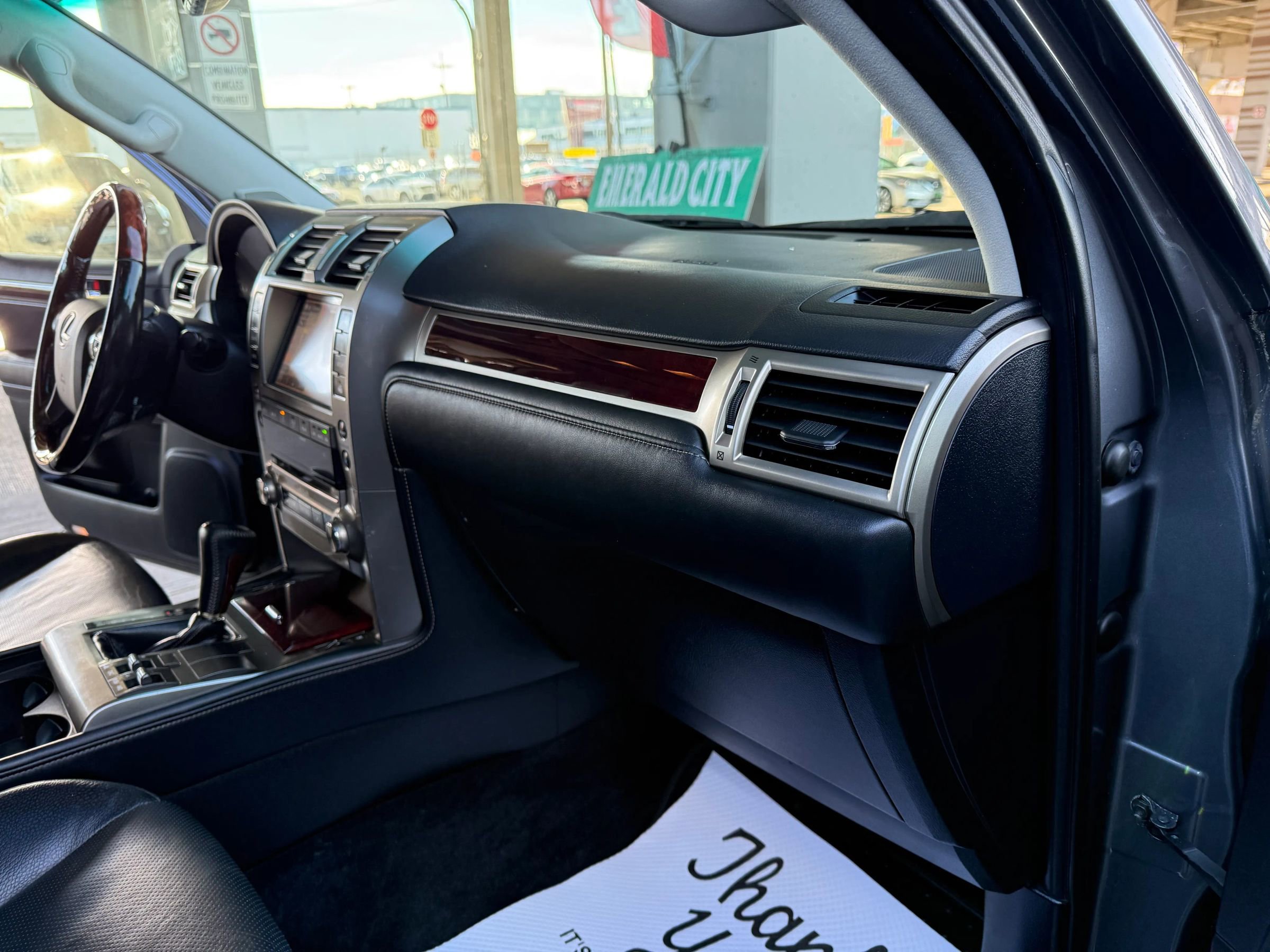 Used 2016 Lexus GX 460 image 26