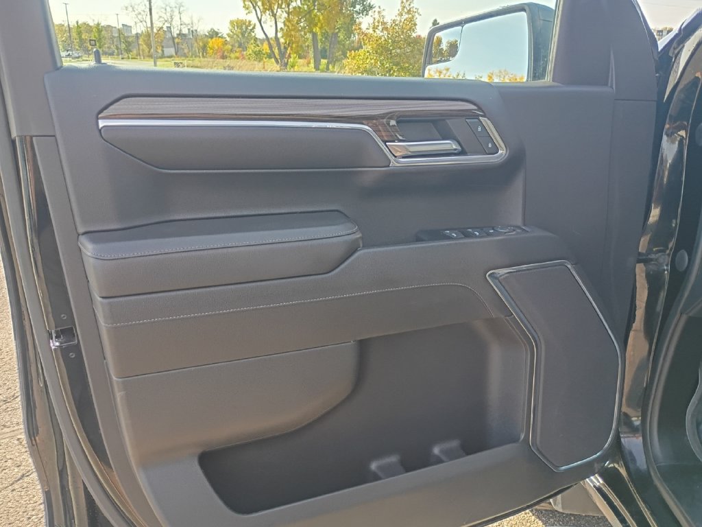 Used 2023 Chevrolet Silverado 1500 LT Trail Boss w/ Protection Package AWD/4WD image 25