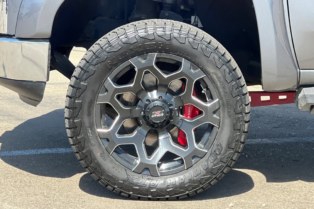 Used 2021 GMC Sierra 1500 SLT w/ SLT Premium Plus Package AWD/4WD image 29