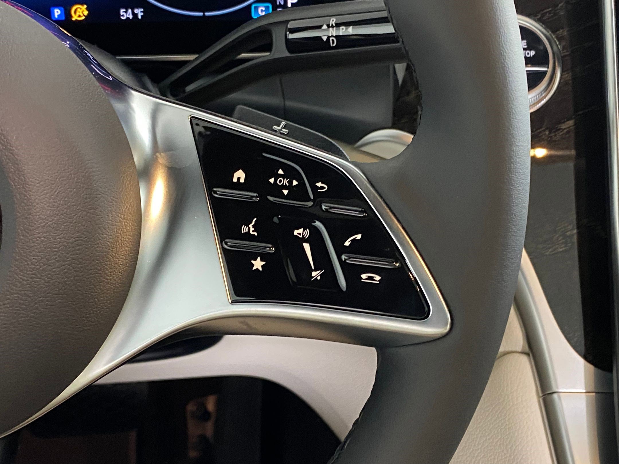 Used 2026 Mercedes-Benz GLC 300 4MATIC image 28