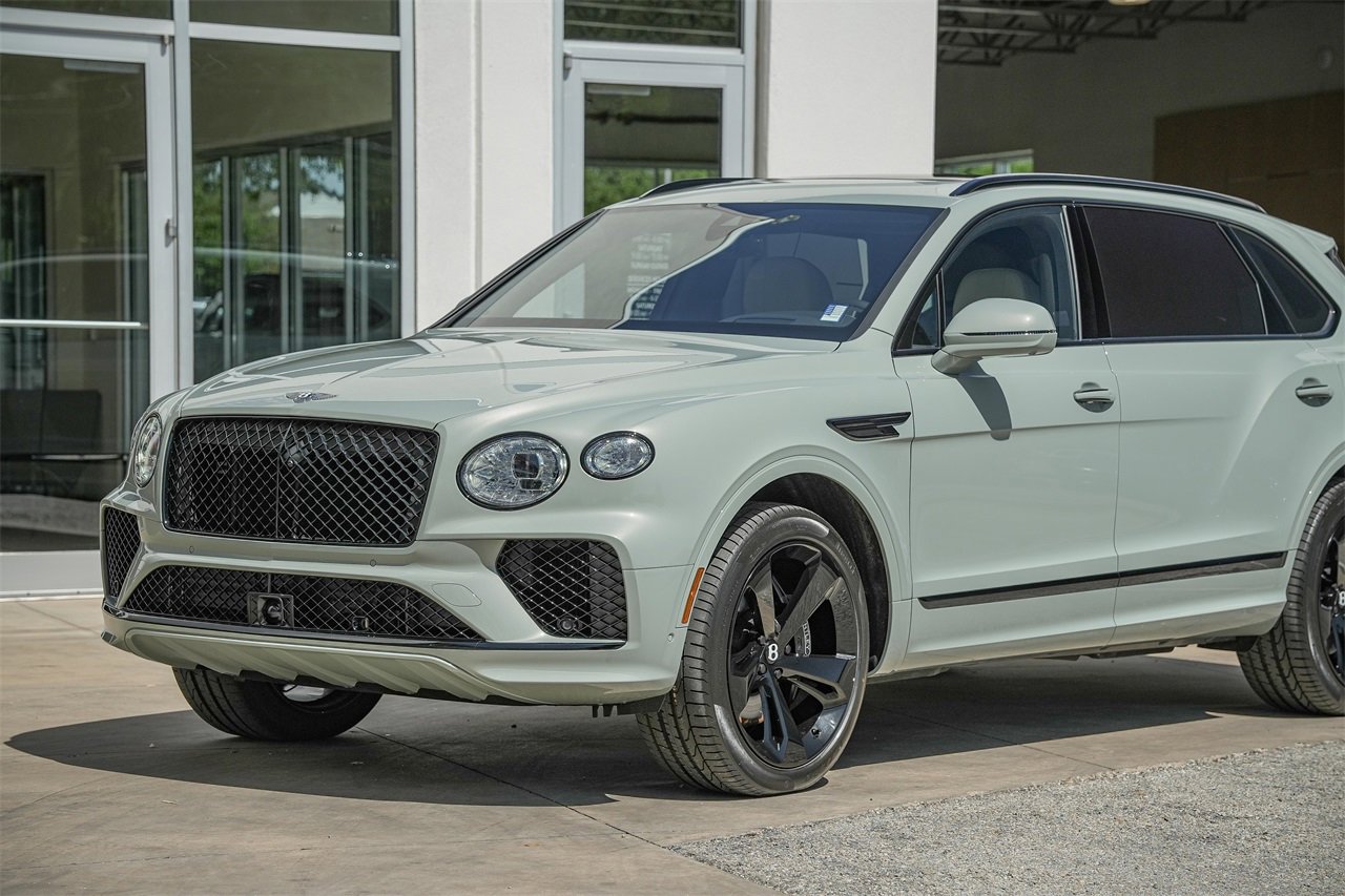New 2025 Bentley Bentayga Extended Wheelbase image 12