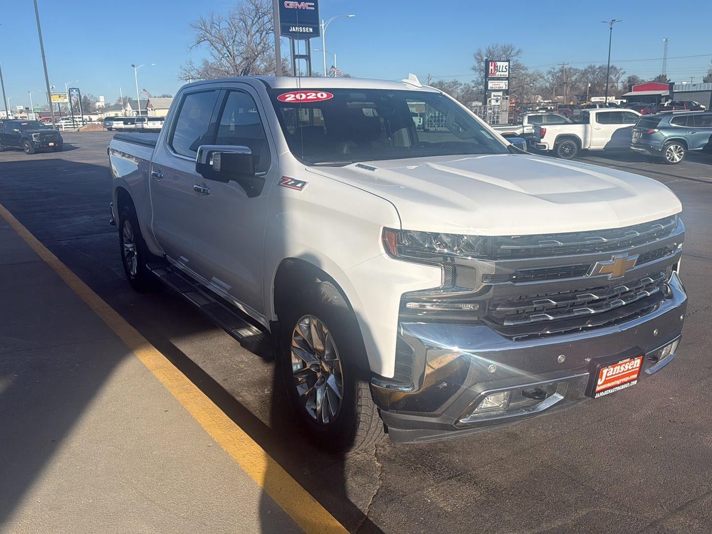 Used 2020 Chevrolet Silverado 1500 LTZ w/ LTZ Premium Package AWD/4WD image 9