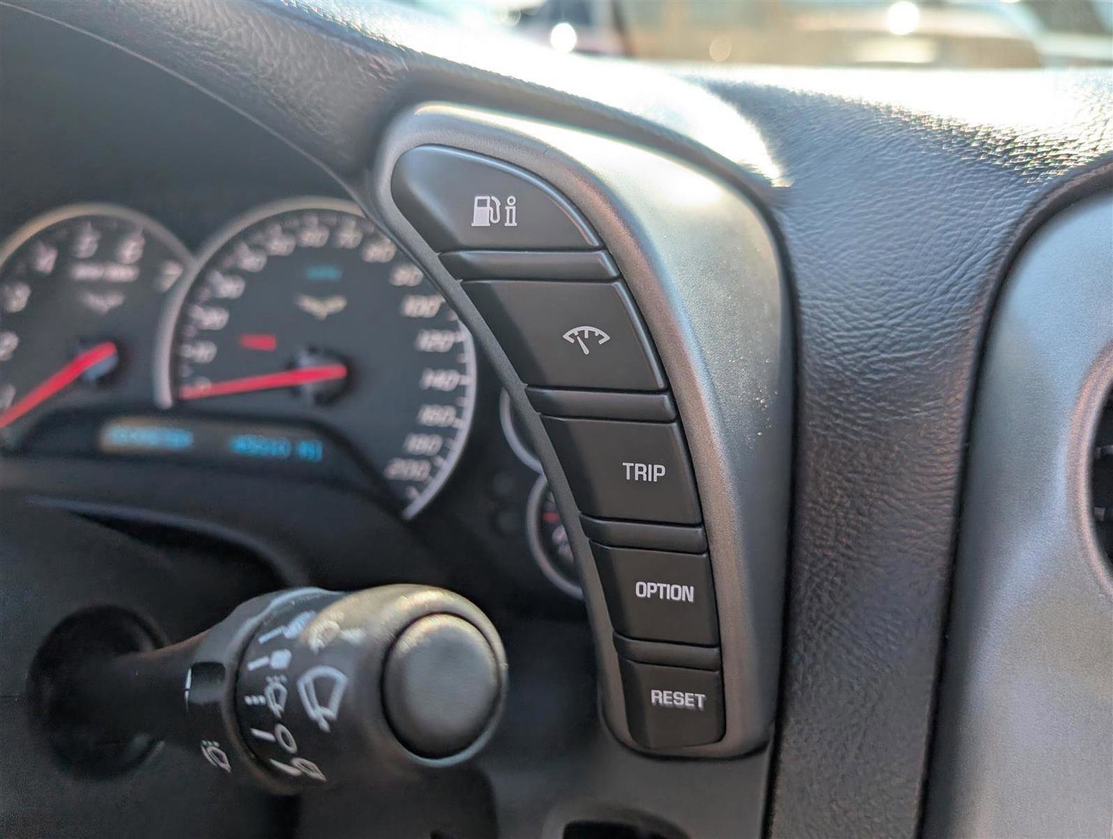 Used 2006 Chevrolet Corvette Convertible w/ Preferred Equipment Group image 21